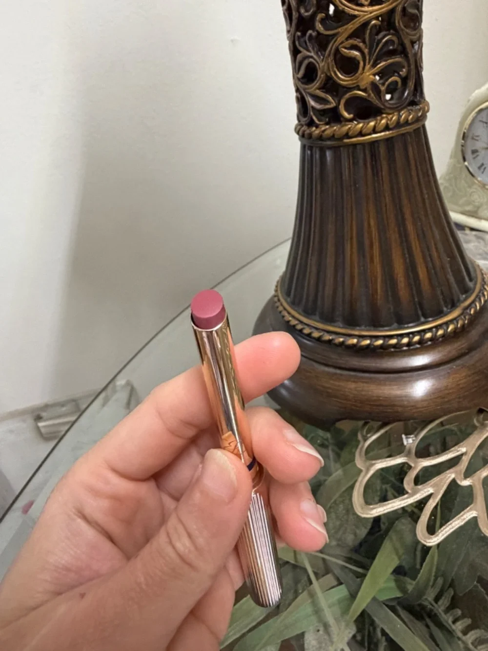 Estee lauder lipstick out of time shade